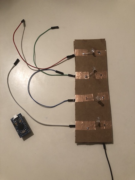 4 LED on Copper Tape on Cardboard